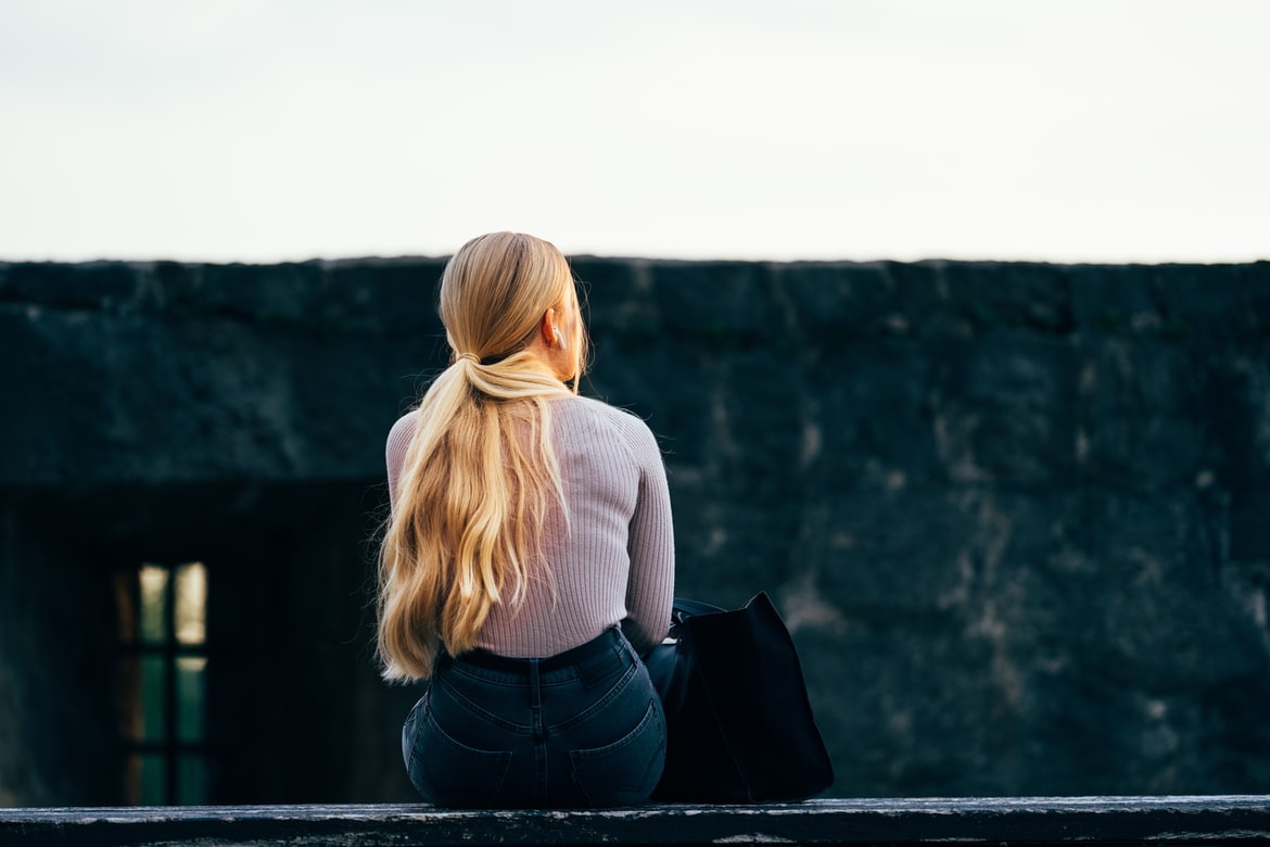 Eenzaamheid & angst om alleen te zijn: uitleg & tips - #1 Kennisbank
